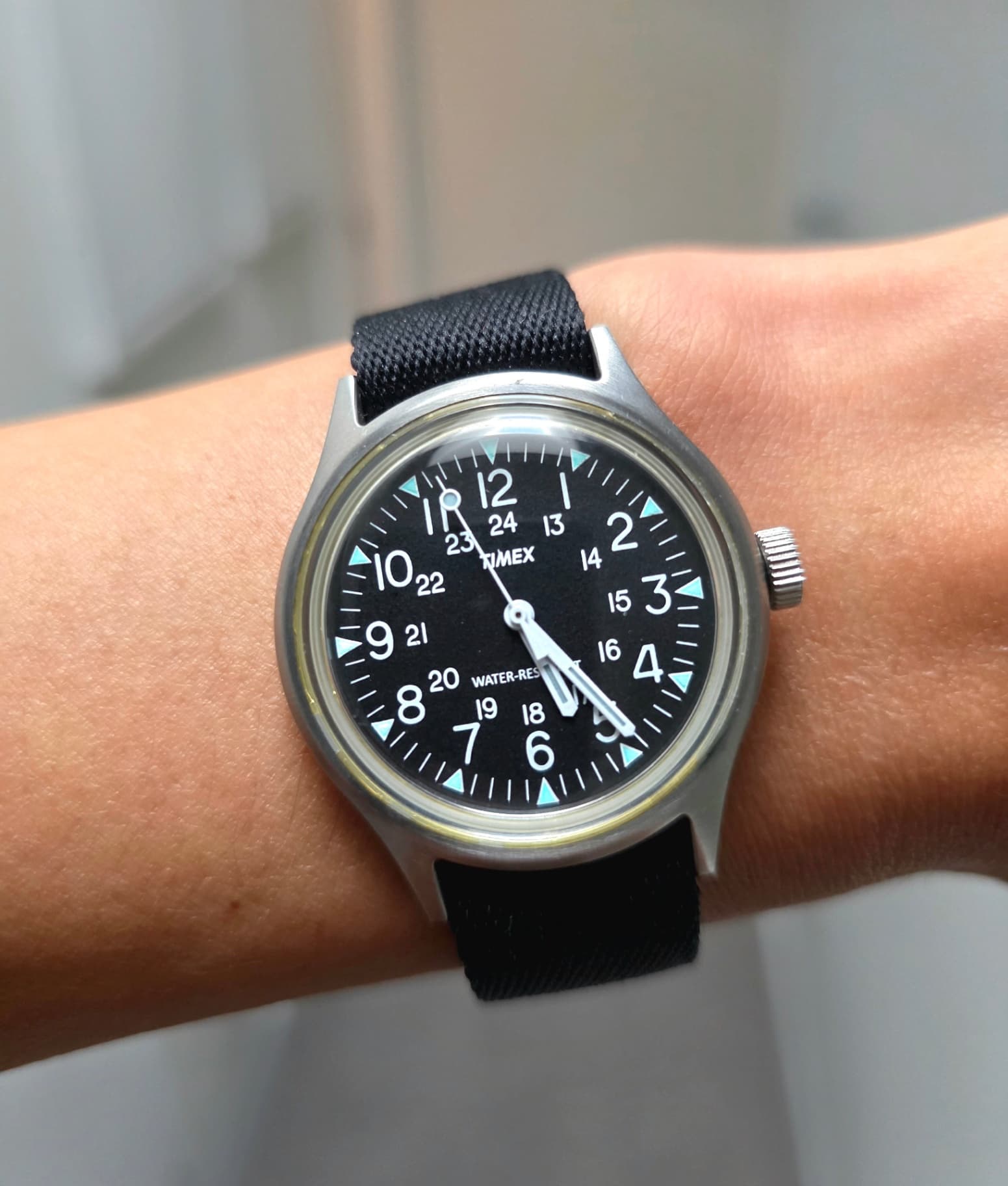 TIMEX 밀리터리 와치 일본 한정판 팝니다 — photo 1