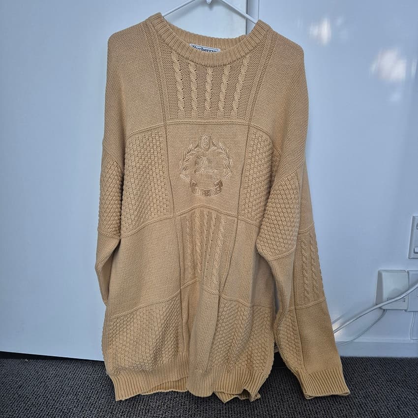 Burberry Knit Size 42 (UK) — photo 1